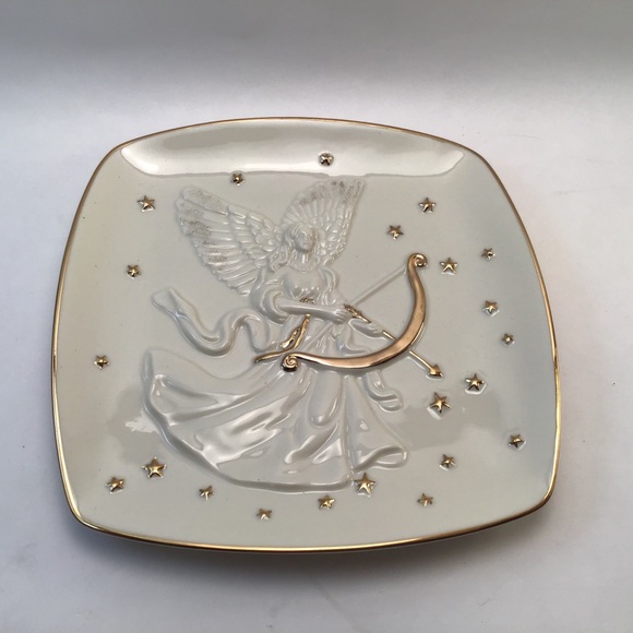 Mikasa Porcelain Gold Trim Holiday Angel Plate